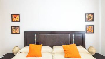 3 bedrooms, iron/ironing board, free WiFi, bed sheets