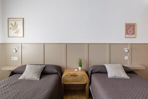 3 bedrooms, iron/ironing board, free WiFi, bed sheets - Apartment 'Callejón Del Pozo 5, Donde Dormir Puy Du Fou Barato' with Shared Pool (Gálvez)