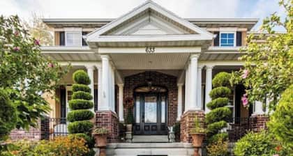 High Avenues Traditional