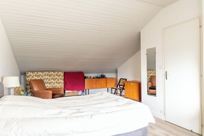 4 chambres, fer et planche à repasser, Wi-Fi gratuit