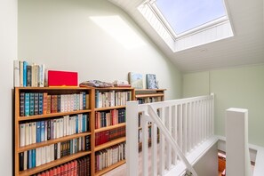 Interior - Head for Relaxation: Family Home Near the Sea (Pornic)