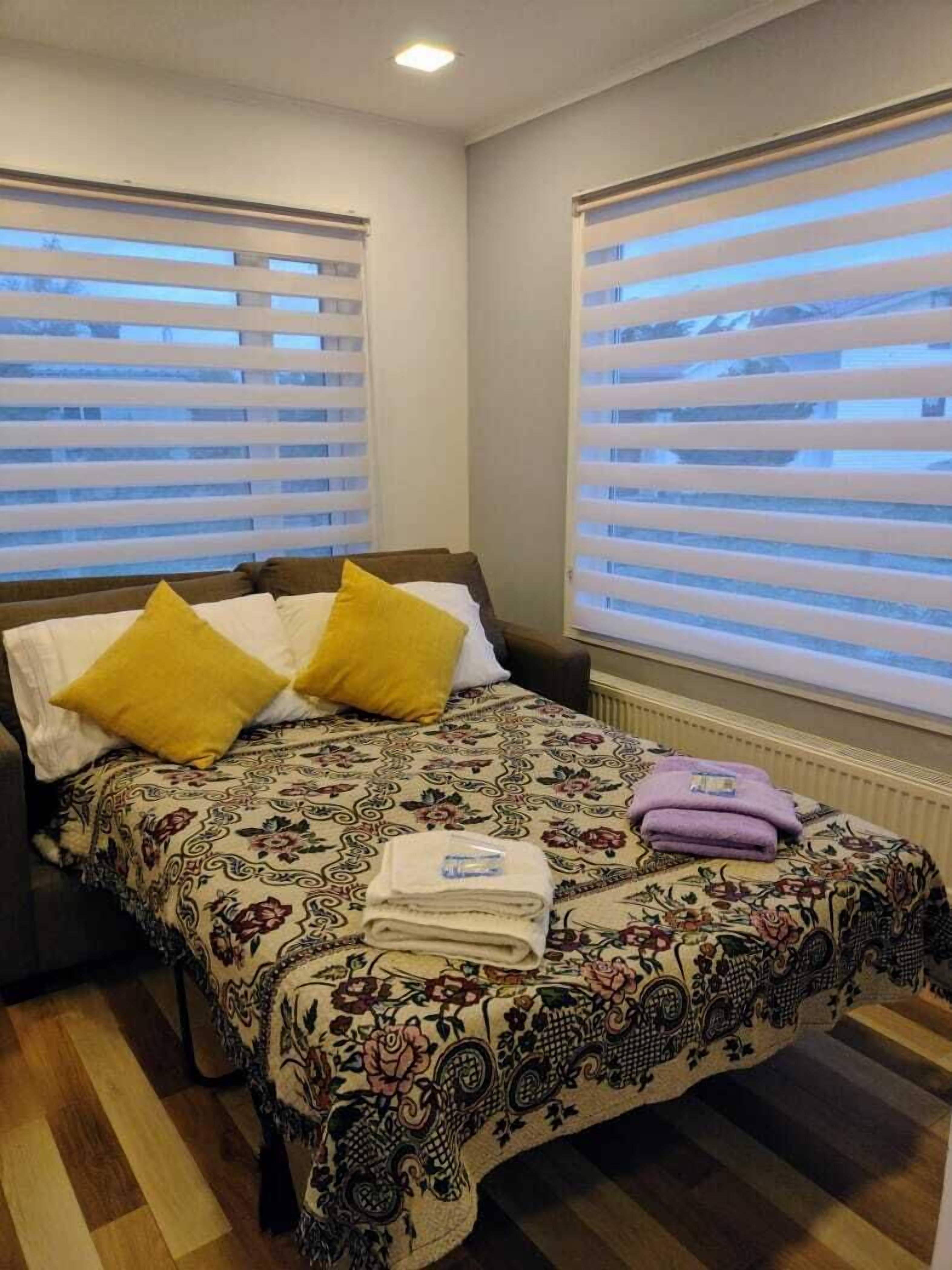 Family Cottage | Living area