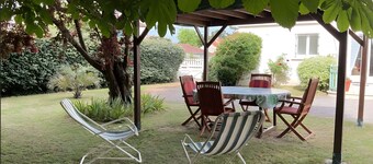 Villa '1 - Maison De PĂȘcheur PrĂ© Vert' with Private Terrace and Private Garden