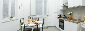 Familienzimmer, Gartenblick | Eigene Küche