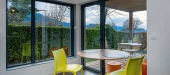 Apartment 'Bureau' with Mountain View, Private Terrace and Wi-Fi