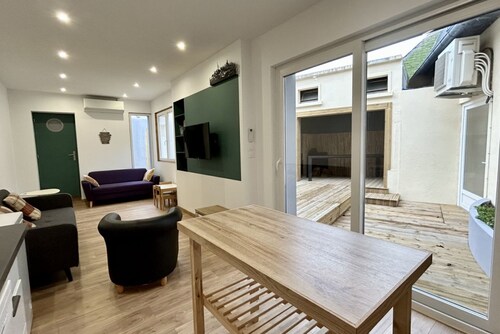 La maison de la Mer, house for 9 people in the town center