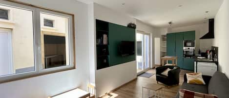 TV