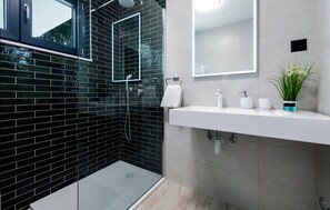 Shower, hair dryer - Amazing home in Rovinj (Rovinj)