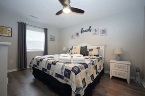 2 bedrooms, iron/ironing board, travel cot, free WiFi