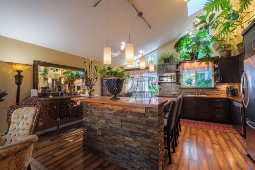 Peaceful Home with a European Touch!