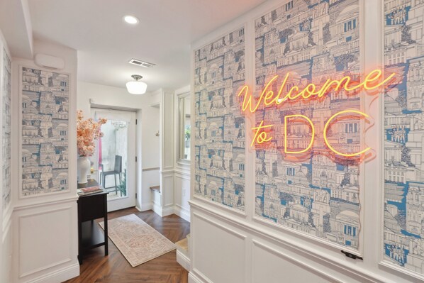 Interior - New Capitol Hill East Retreat w/parking & metro (Washington)