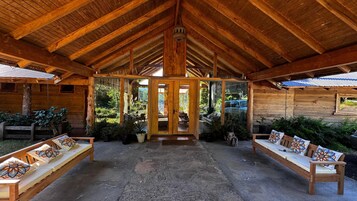 Fachada de la propiedad