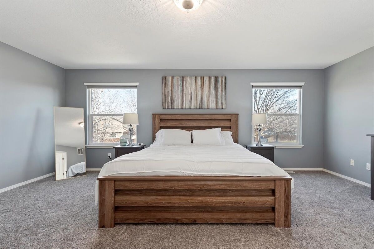 4 Schlafzimmer, Schreibtisch, WLAN, Bettwäsche