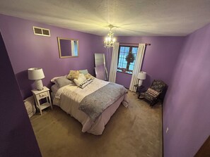 4 室のベッドルーム、アイロン / アイロン台、WiFi、ベッドシーツ