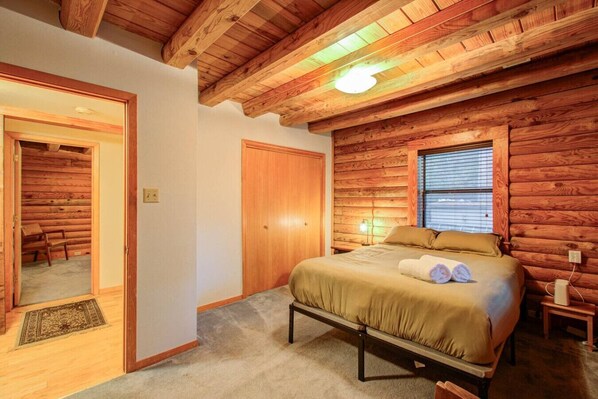 4 chambres, fer et planche Ă repasser, Wi-Fi, draps fournis