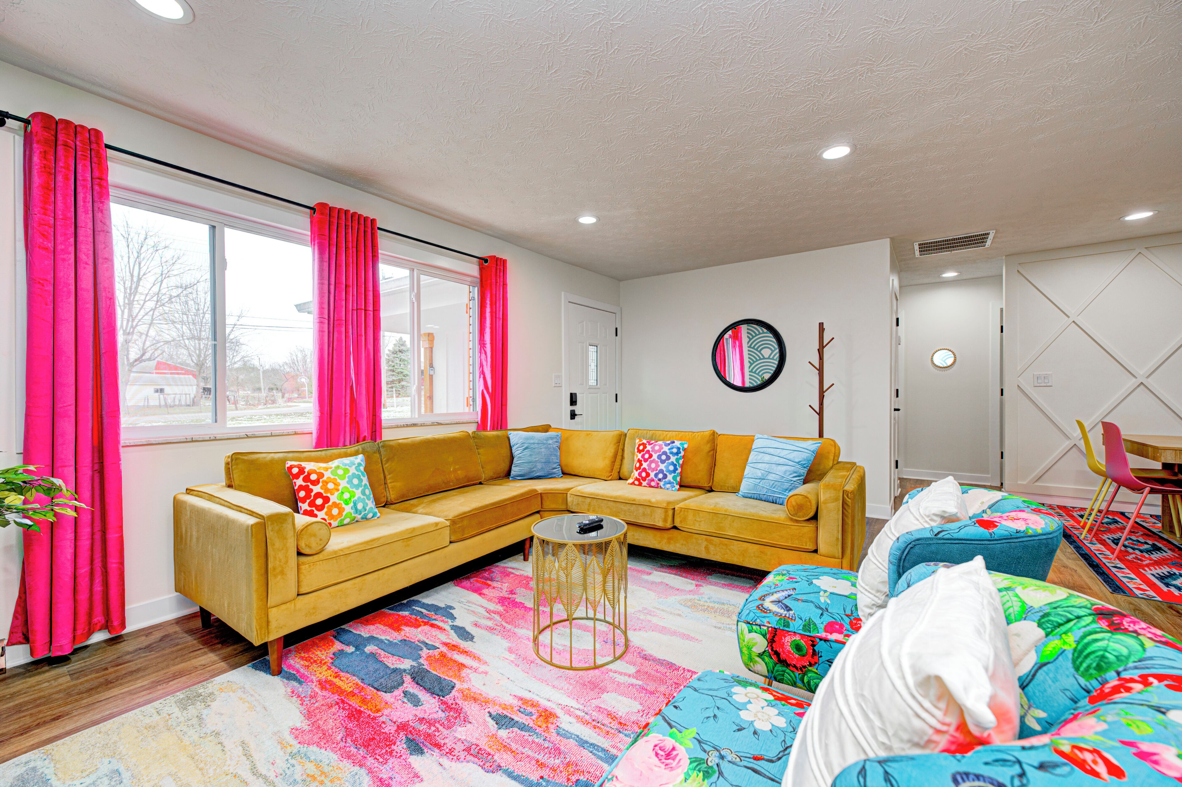 Smart-tv en een open haard