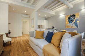 TV - Apartments Florence- Eva Sofia (Firenze)