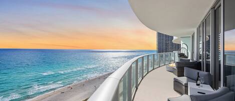 المنطقة المحيطة بالمنشأة