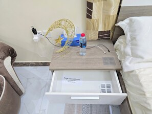 1 bedroom, iron/ironing board, free WiFi, wheelchair access