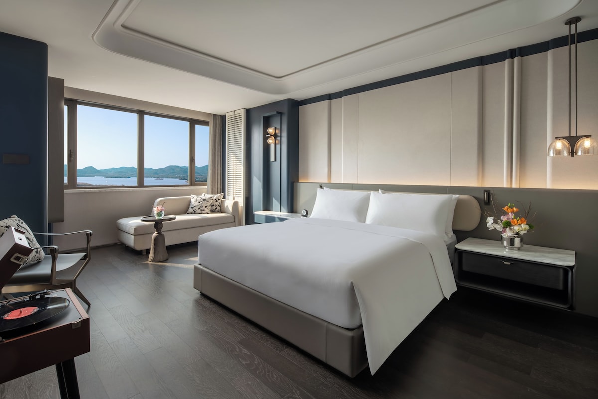Literie de qualité supérieure, couette en duvet d'oie, minibar