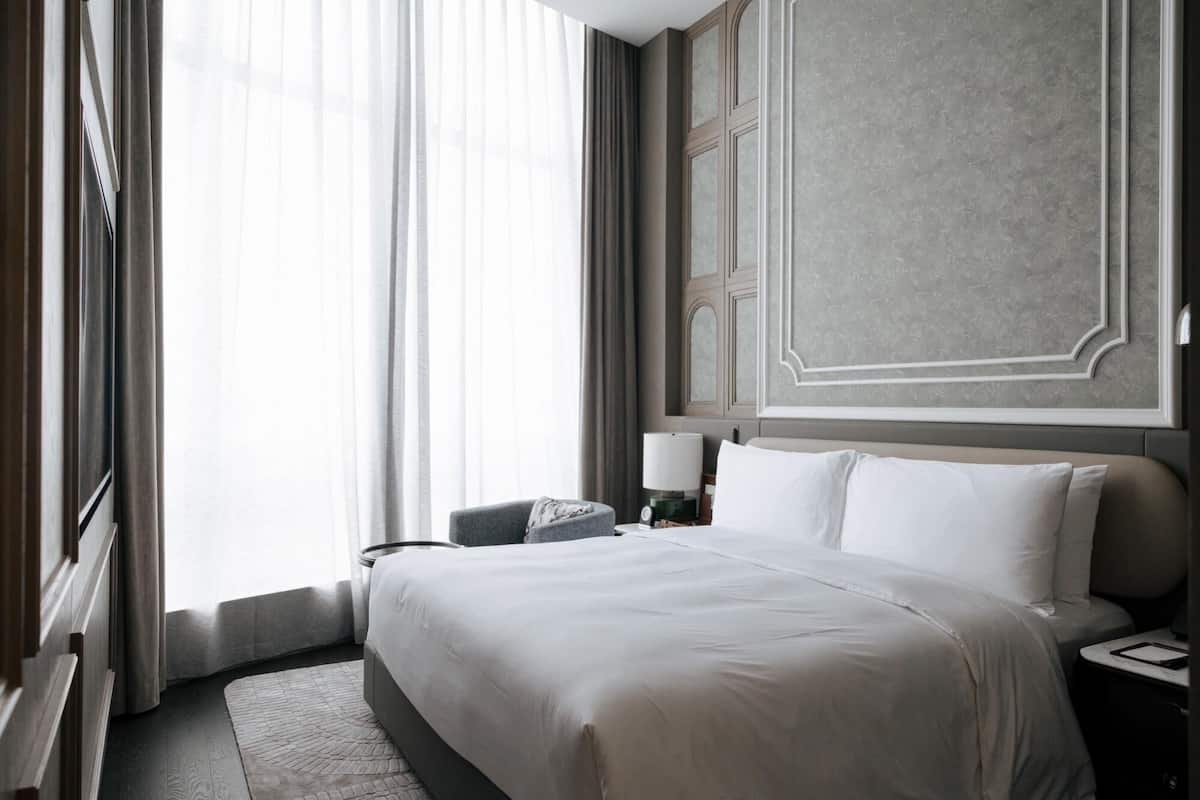 Suite, 1 Schlafzimmer | 1 Schlafzimmer, hochwertige Bettwaren, Daunenbettdecken, Minibar