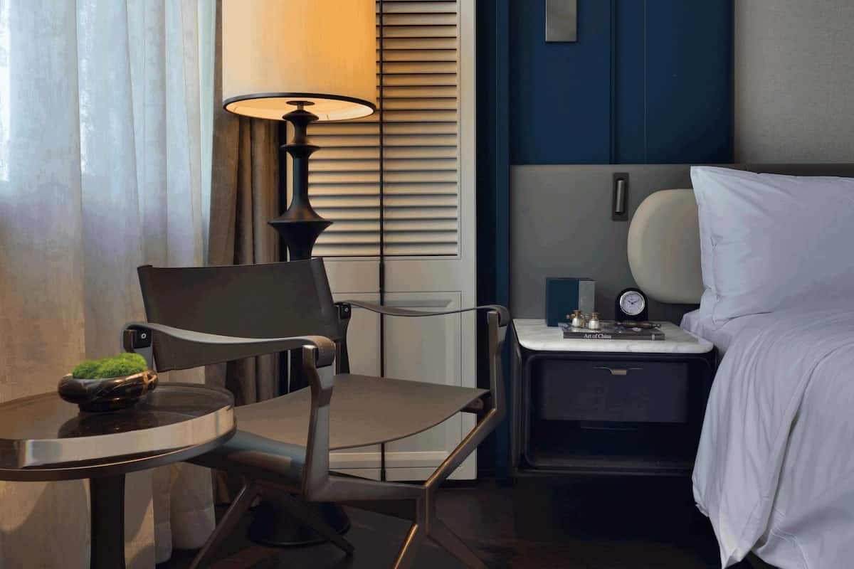 Premium bedding, down comforters, minibar, in-room safe