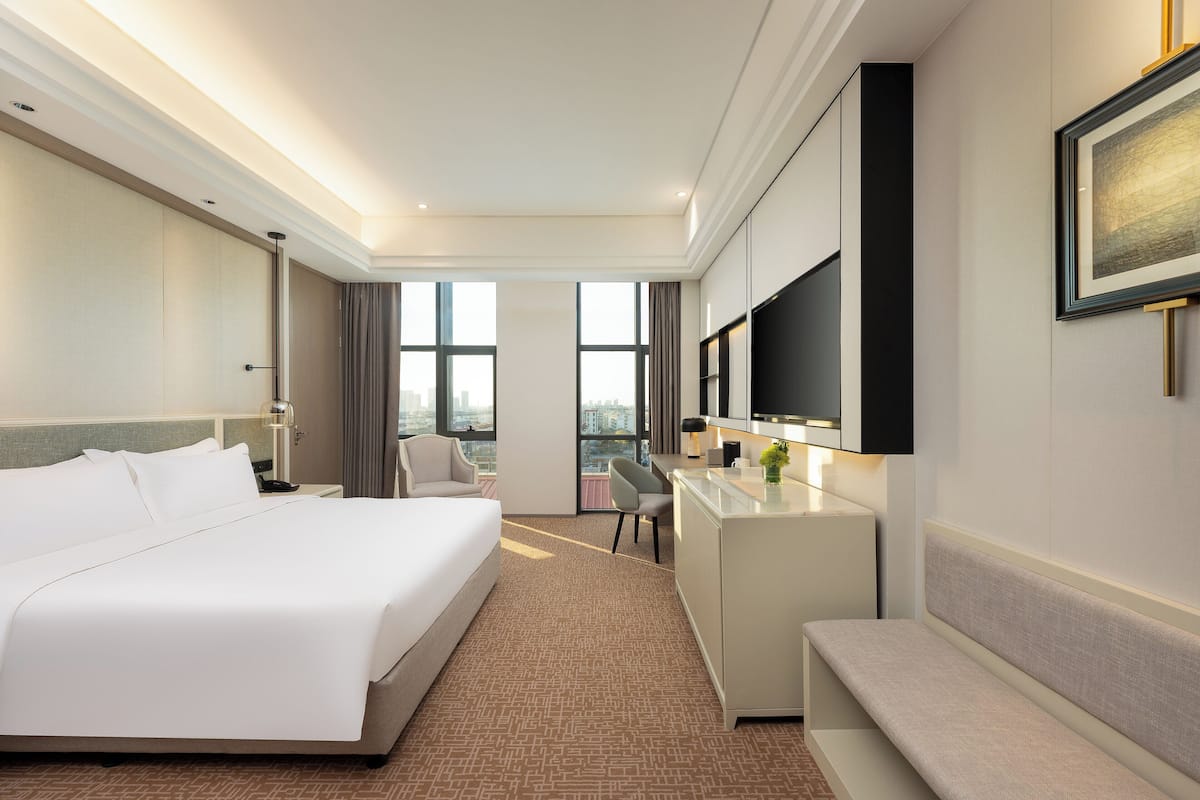 Standard Room, 1 King Bed | Soundproofing