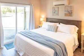2 bedrooms, desk, iron/ironing board, travel crib