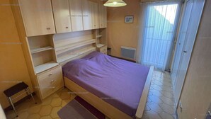 Unclassified image, 5 of 14, button - 4SOMA7 - Apartment with lovely view of the hills (COLLIOURE)
