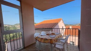 Unclassified image, 4 of 14, button - 4SOMA7 - Apartment with lovely view of the hills (COLLIOURE)