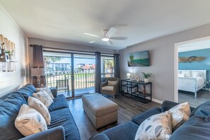 Smart TV - Enjoy Sea-Renity By The Sea! Villa 612! New Listing! Fully Renovated. (Panama City Beach)