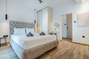 1 bedroom, in-room safe, iron/ironing board, WiFi