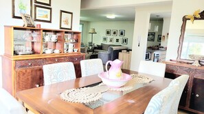 Dining - Apartamento Encantador com Lareira Interna no Centro de Canela (Canela)