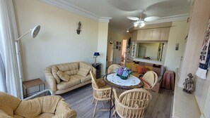 Living area - Apto ao Lado da rua Coberta (Gramado)