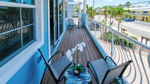 Luokittelematon kuva, 4 kautta 39, painike