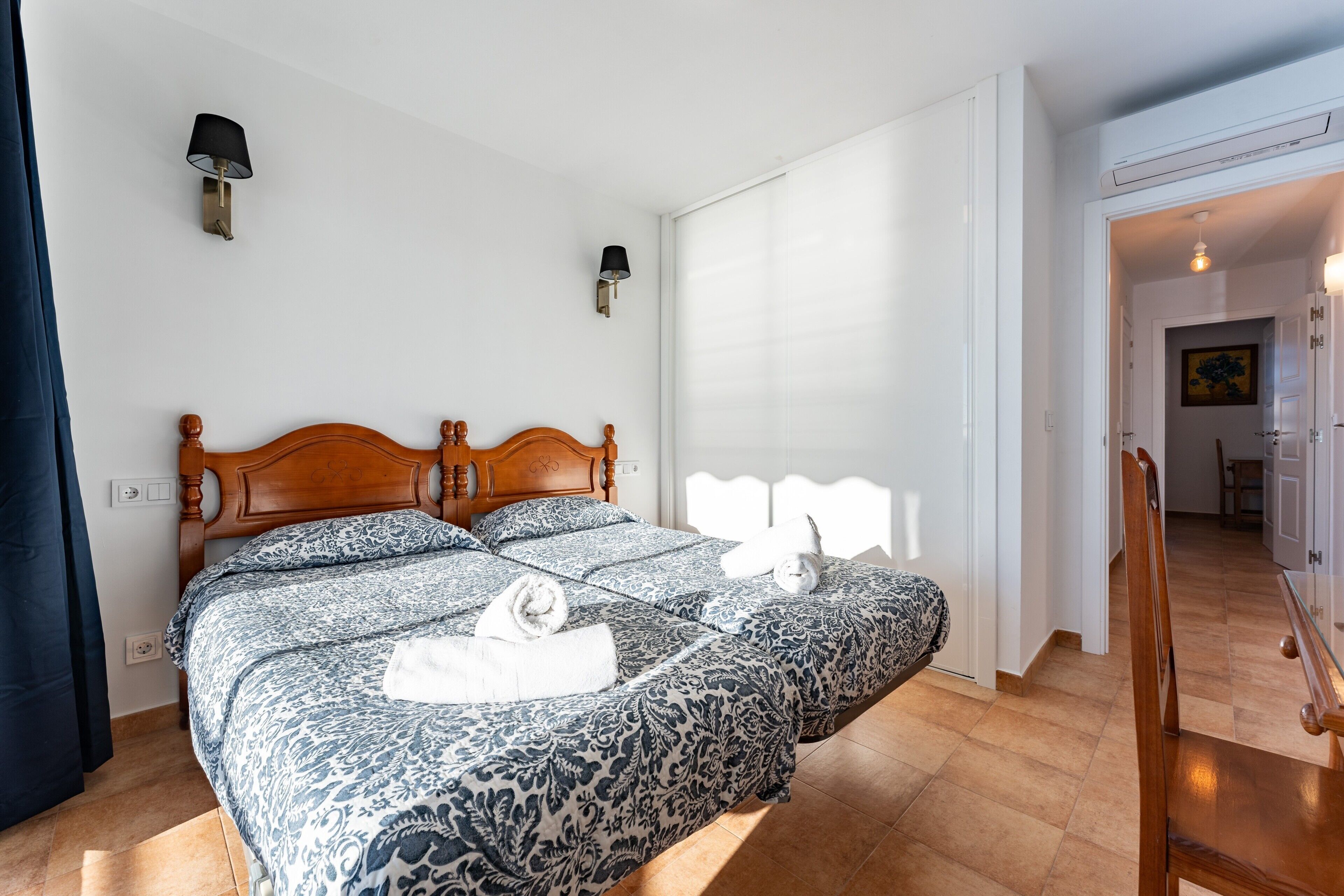 2 slaapkamers, een strijkplank/strijkijzer, gratis wifi, beddengoed