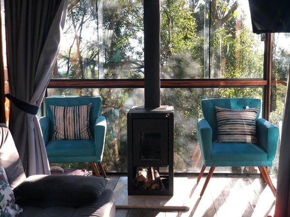 Living area - Chalé Beija-flor - Ninho das Aves (Campos do Jordão)