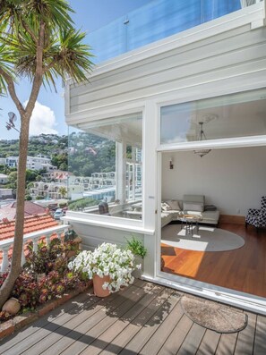 Terrace/patio - Beautiful central executive home (Wellington)