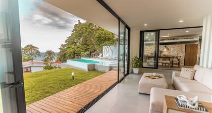White Swan Beach House w/ Ocean Views & Private Beach