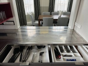 Interior - Glamorous Getaway (Hastings)