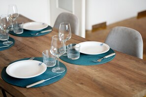 Dining - Apartment 'Palma's House' with Lake View, Private Terrace and Wi-Fi (Dongo)