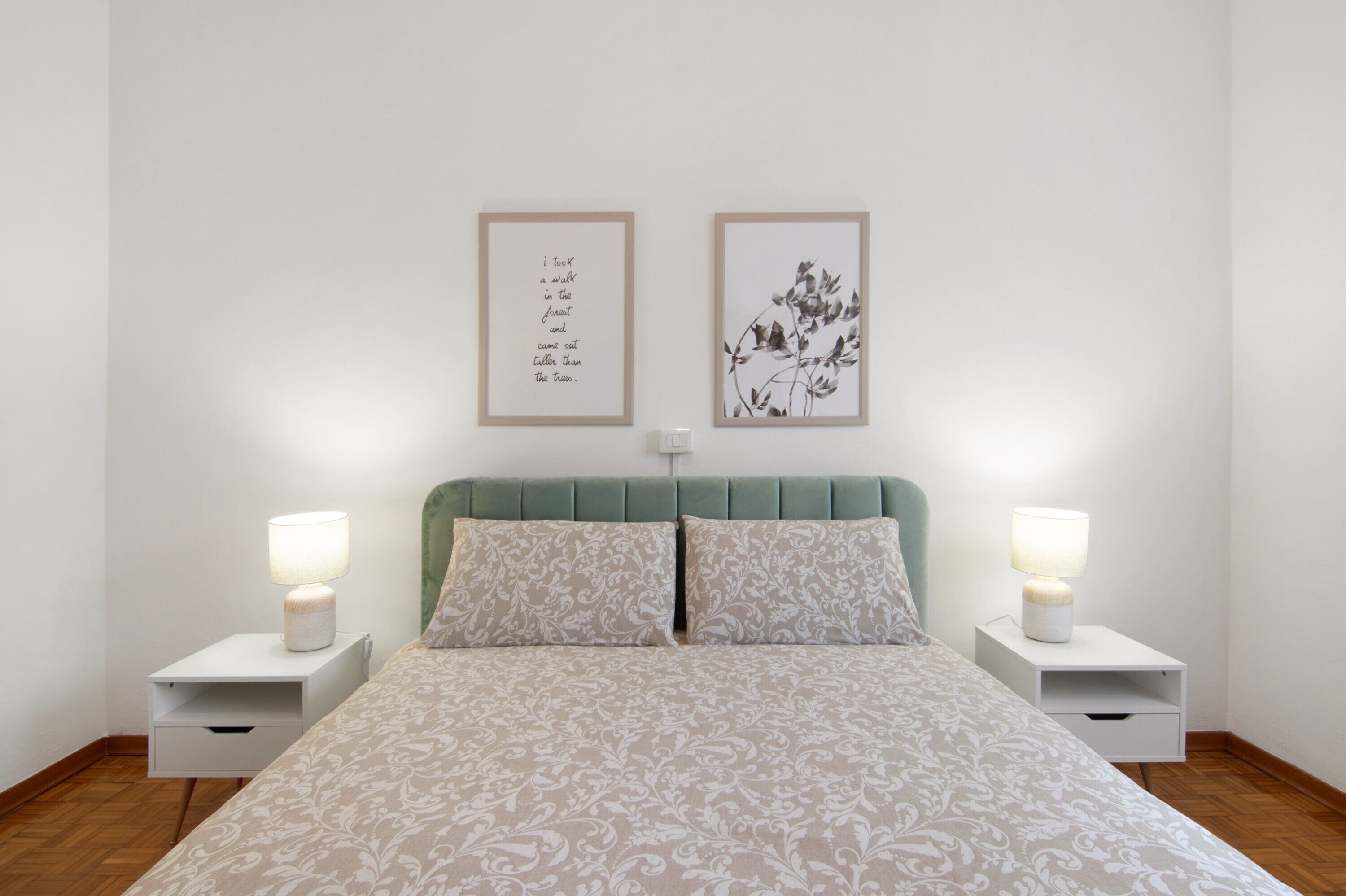 2 chambres, fer et planche à repasser, Wi-Fi gratuit, draps fournis
