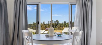 Hill View Cottages - Sail A