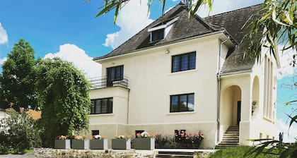 Villa 'Bienvenue A La Saone' with Private Pool, Shared Terrace and Wi-Fi