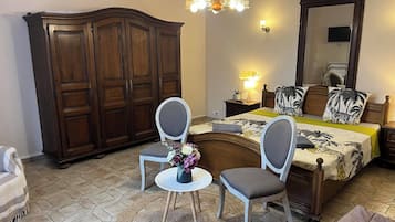 8 camere, ferro/asse da stiro, Wi-Fi gratuito