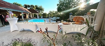 Cottage 'La Campagne' with Private Pool, Private Terrace and Wi-Fi