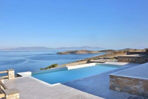 Pool - Villa 'Lina Syros' with Sea View, Wi-Fi and Air Conditioning (Syros)
