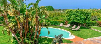 Villa Polistena by MMega