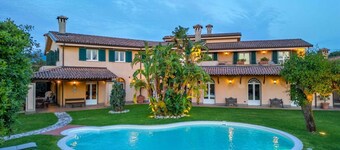 Villa Polistena by MMega