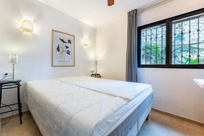 2 chambres, accès au Wi-Fi (inclus), literie fournie